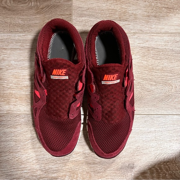 Nike Sneakers - Picture 4 of 4